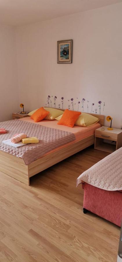 Apartments Mate Baska Voda Ngoại thất bức ảnh