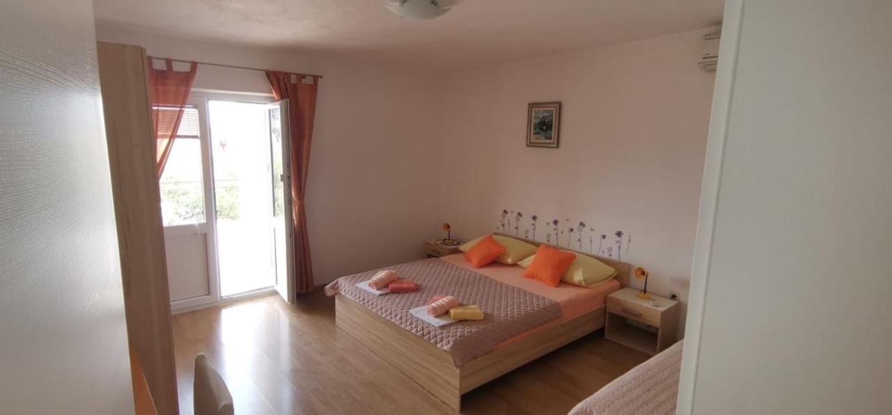 Apartments Mate Baska Voda Ngoại thất bức ảnh
