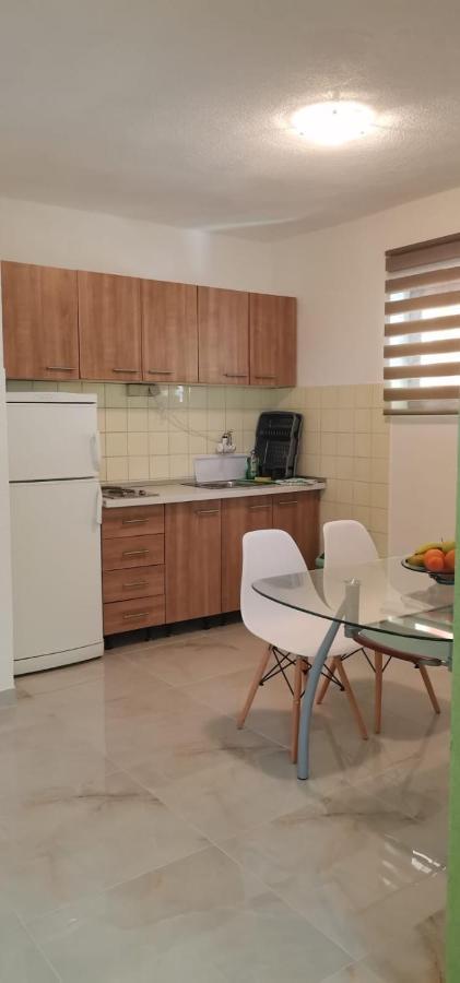 Apartments Mate Baska Voda Ngoại thất bức ảnh