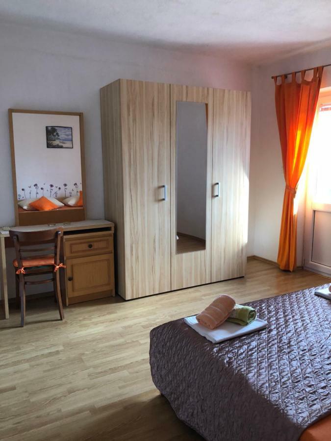 Apartments Mate Baska Voda Ngoại thất bức ảnh